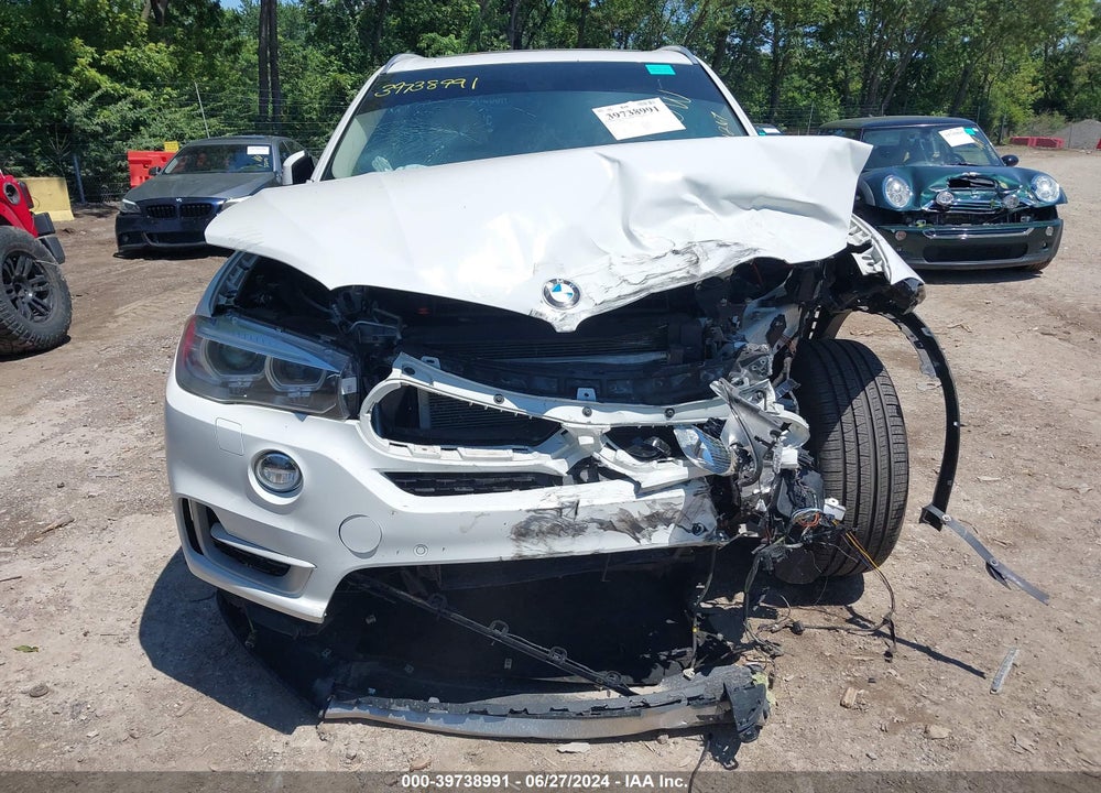 2016 BMW X5 XDRIVE50I VIN: 5UXKR6C51G0J80218