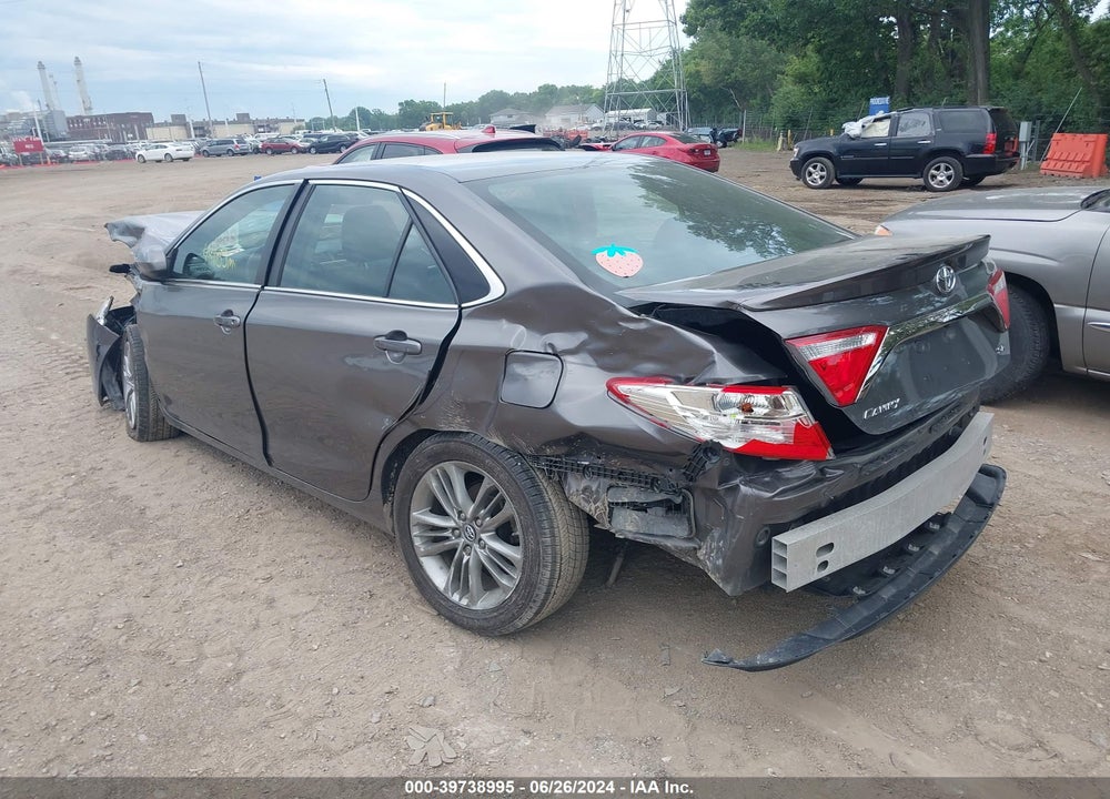 2017 TOYOTA CAMRY SE VIN: 4T1BF1FK5HU794841