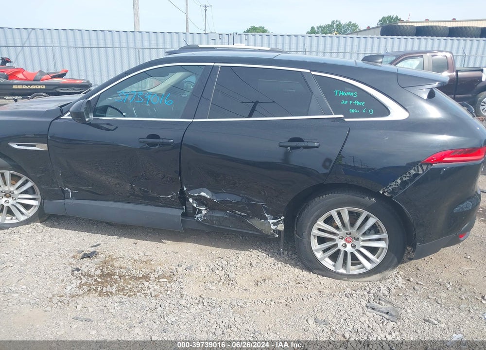2020 JAGUAR F-PACE PRESTIGE P300 AWD AUTOMATIC VIN: SADCK2GX2LA640400
