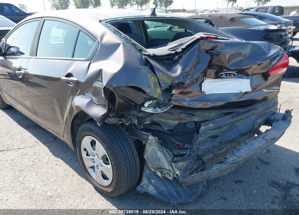 2017 KIA FORTE LX VIN: 3KPFK4A76HE127118