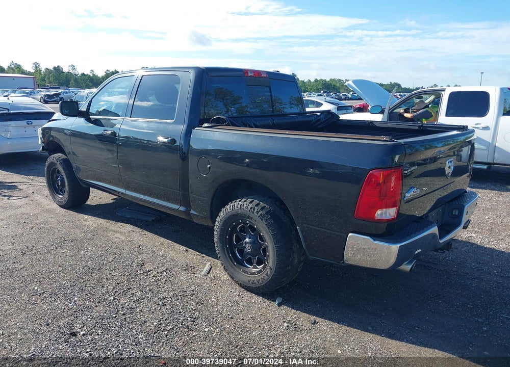 2011 RAM 1500 SLT VIN: 1D7RB1CT2BS629088