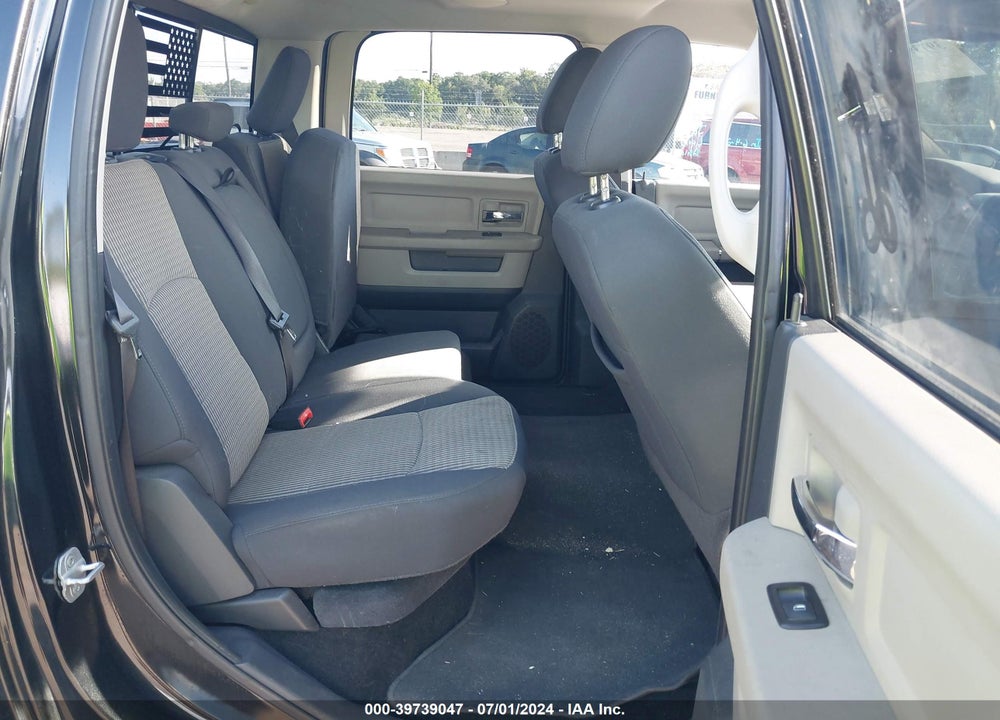 2011 RAM 1500 SLT VIN: 1D7RB1CT2BS629088