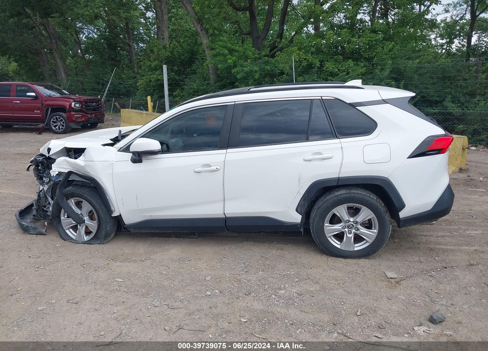 2020 TOYOTA RAV4 XLE VIN: JTMW1RFV3LD521791