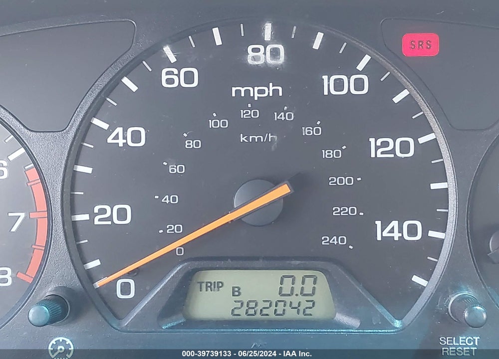 2001 HONDA ACCORD 2.3 LX VIN: 1HGCG66551A118556