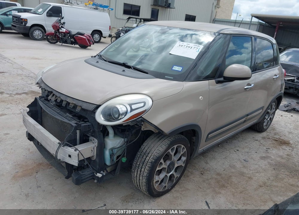 2014 FIAT 500L TREKKING VIN: ZFBCFADH1EZ018367