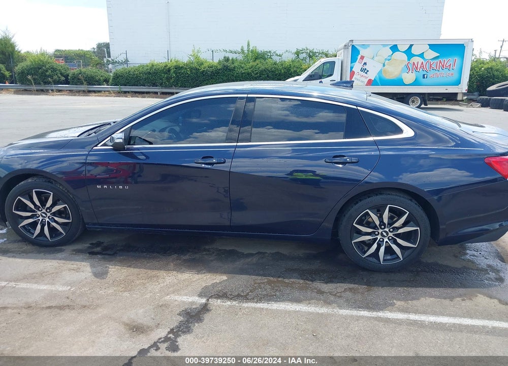 2018 CHEVROLET MALIBU LT VIN: 1G1ZD5STXJF132710