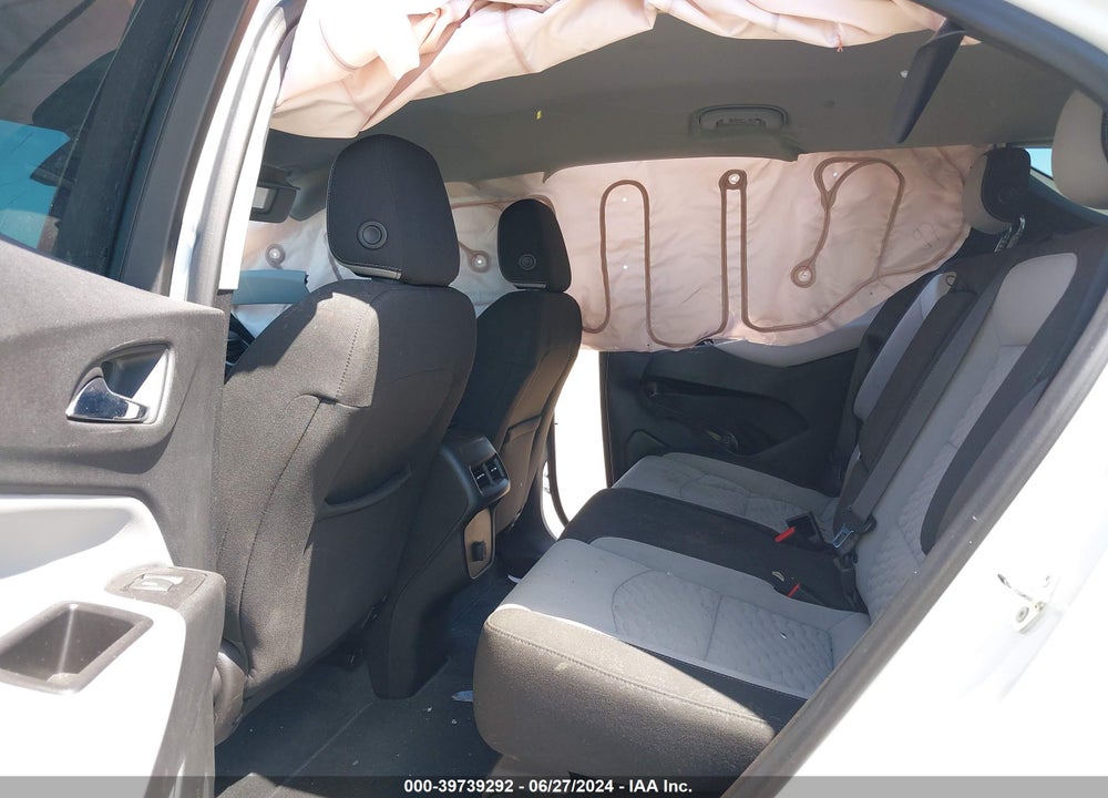 2018 CHEVROLET EQUINOX LS VIN: 2GNAXHEV4J6337645