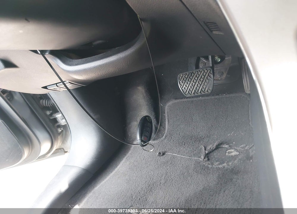 2015 NISSAN SENTRA SV VIN: 3N1AB7AP0FY213213