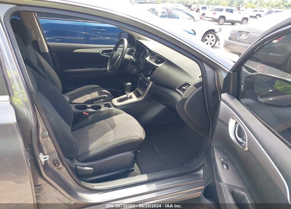 2015 NISSAN SENTRA SV VIN: 3N1AB7AP0FY213213