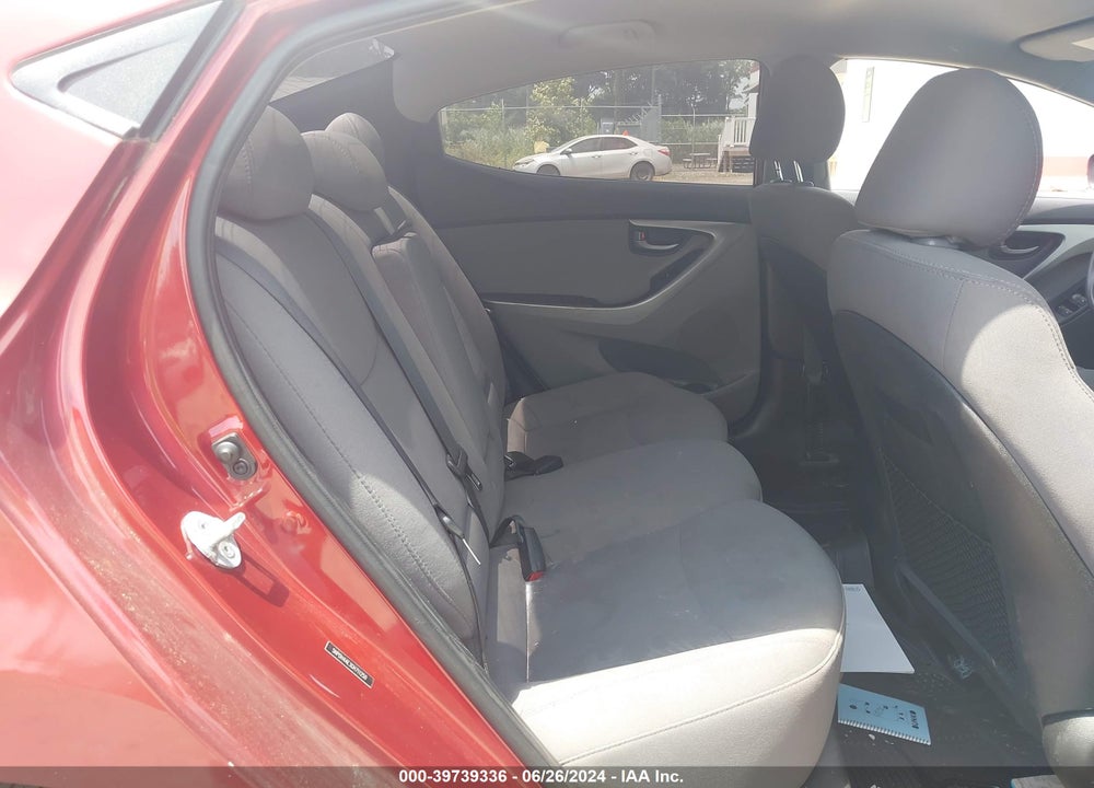 2016 HYUNDAI ELANTRA SE VIN: 5NPDH4AE3GH711250