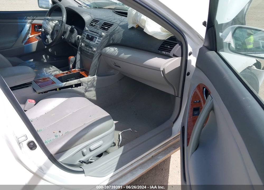 2011 TOYOTA CAMRY XLE VIN: 4T1BF3EK5BU762718