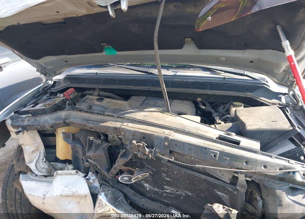 2013 NISSAN TITAN SV VIN: 1N6BA0ED0DN305604