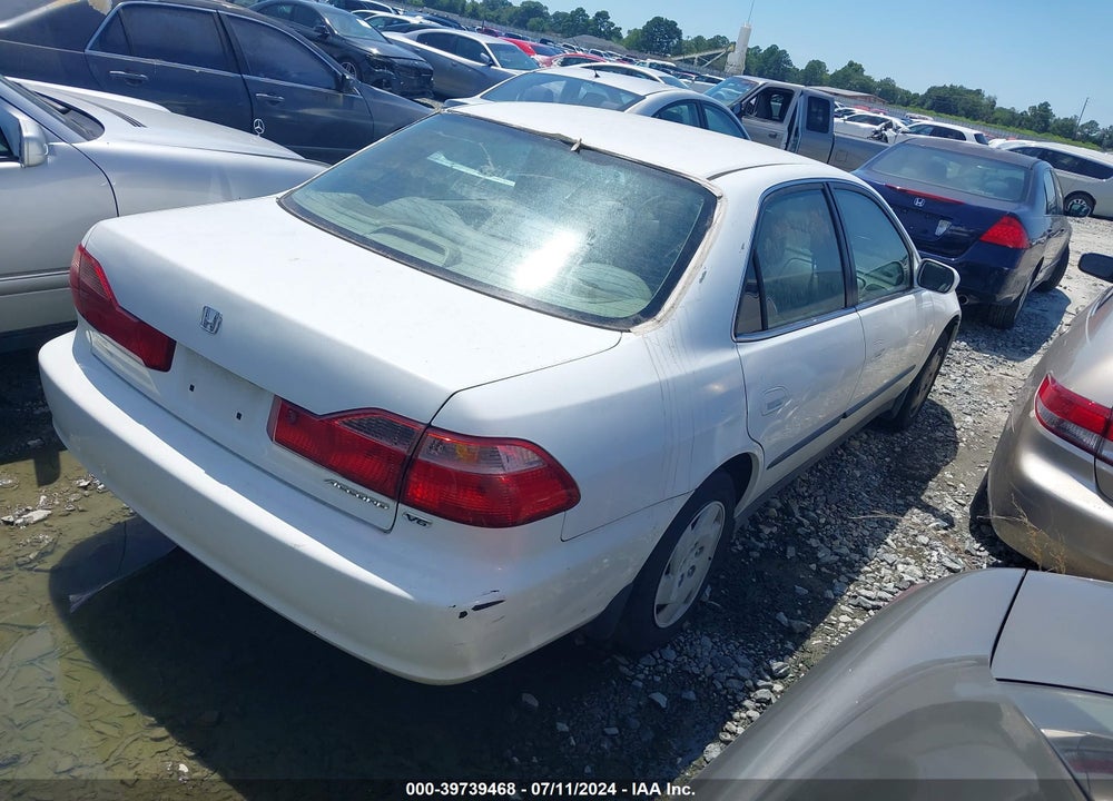 1998 HONDA ACCORD LX V6 VIN: 1HGCG1649WA037786