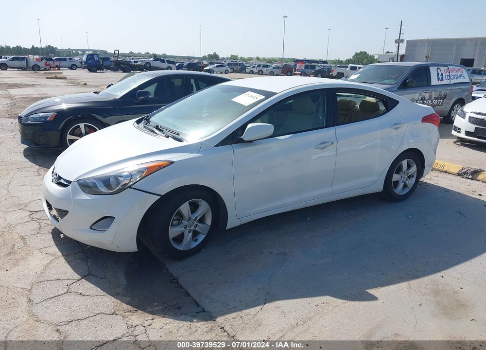 2013 HYUNDAI ELANTRA GLS VIN: 5NPDH4AE1DH216816