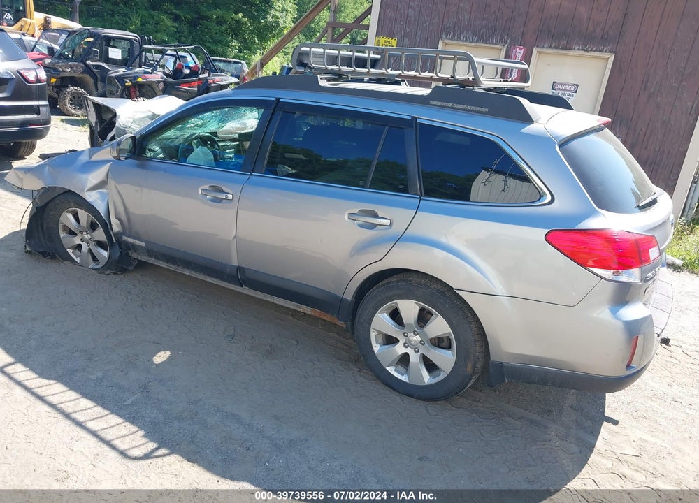 2010 SUBARU OUTBACK 2.5I PREMIUM VIN: 4S4BRBCC4A3372548