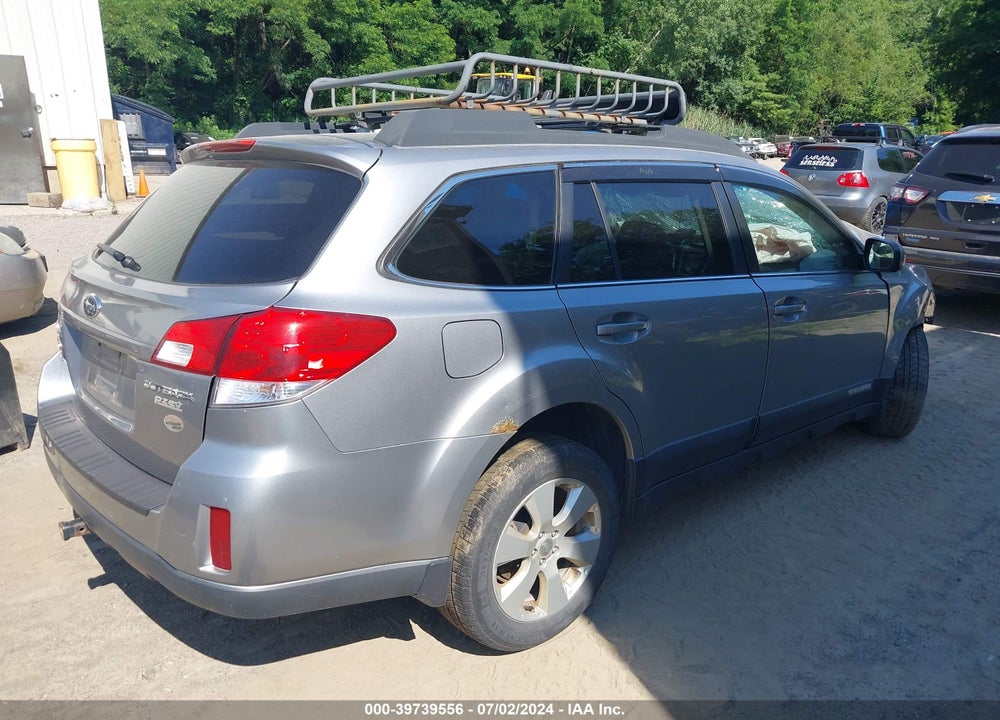 2010 SUBARU OUTBACK 2.5I PREMIUM VIN: 4S4BRBCC4A3372548