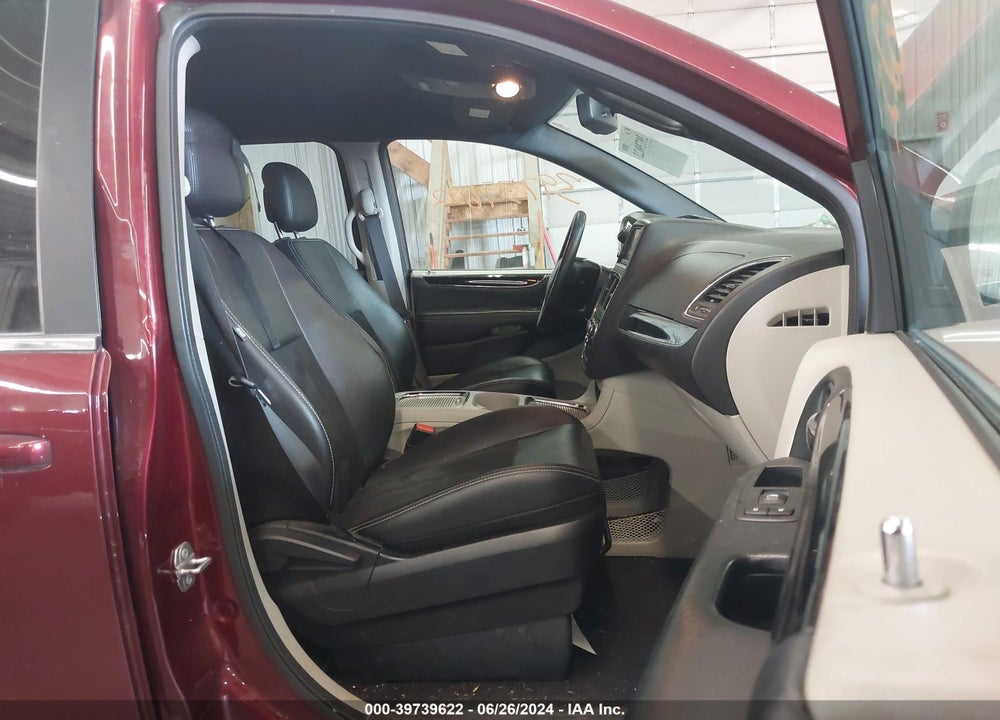2019 DODGE GRAND CARAVAN SXT VIN: 2C4RDGCG3KR557913