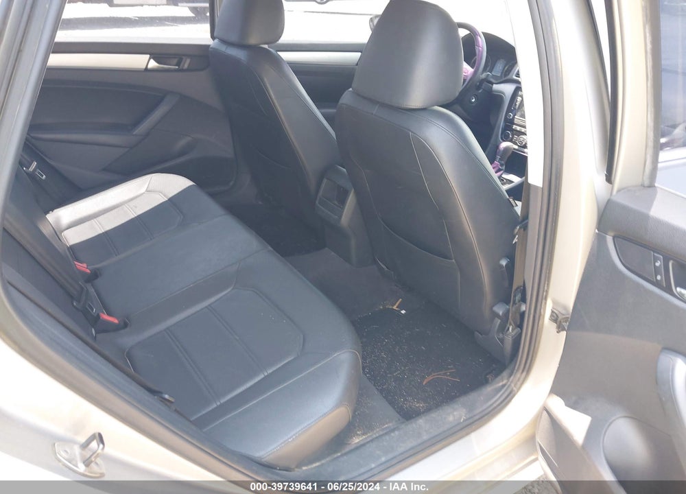 2012 VOLKSWAGEN PASSAT SE W/SUNROOF VIN: 1VWBH7A31CC027632