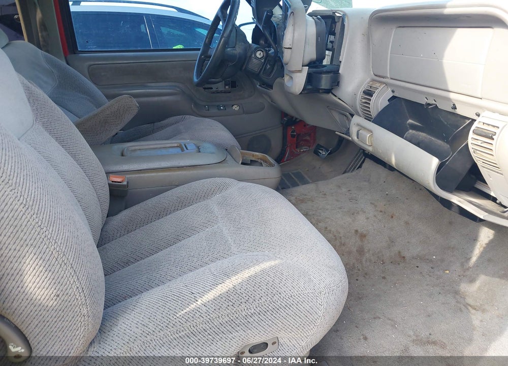 1997 CHEVROLET K1500 VIN: 2GCEK19R8V1235006