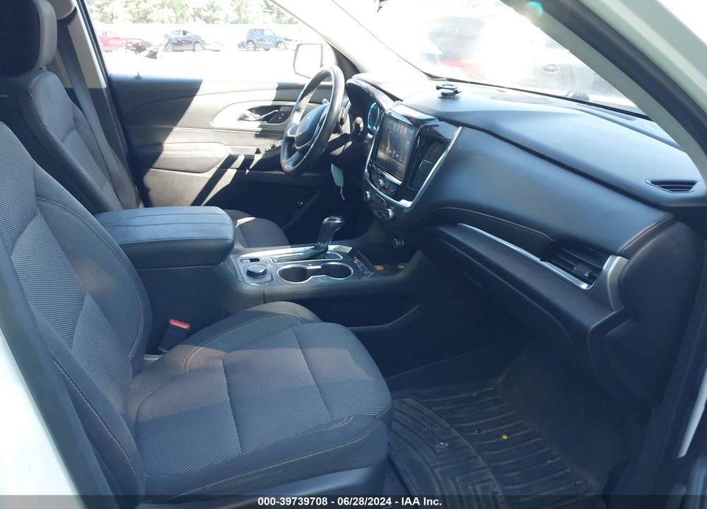 2018 CHEVROLET TRAVERSE 1LT VIN: 1GNEVGKW4JJ116659