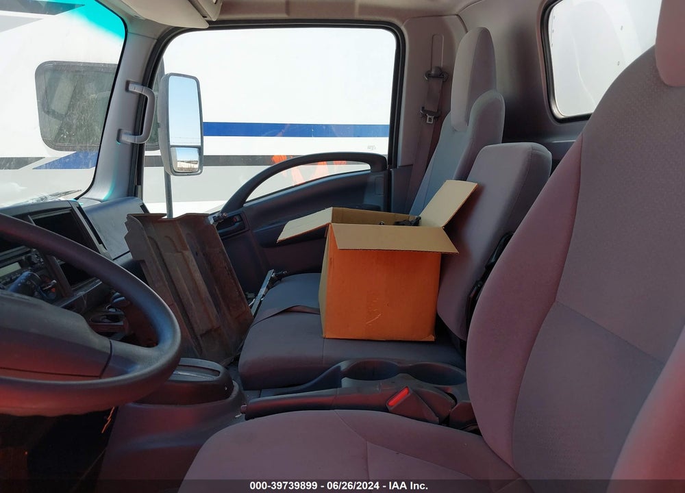 2022 ISUZU NRR VIN: 54DE5W1L9SR03323
