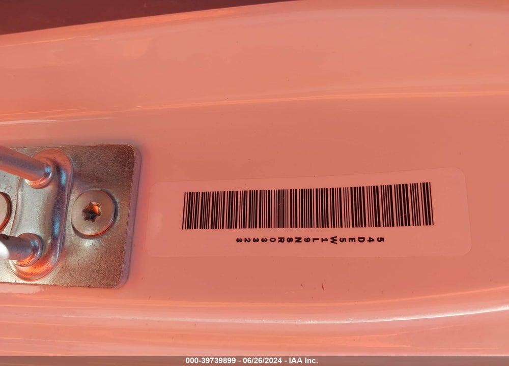 2022 ISUZU NRR VIN: 54DE5W1L9SR03323