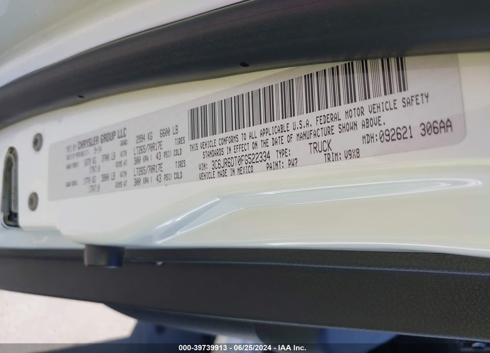2015 RAM 1500 TRADESMAN VIN: 3C6JR6DT0FG522334