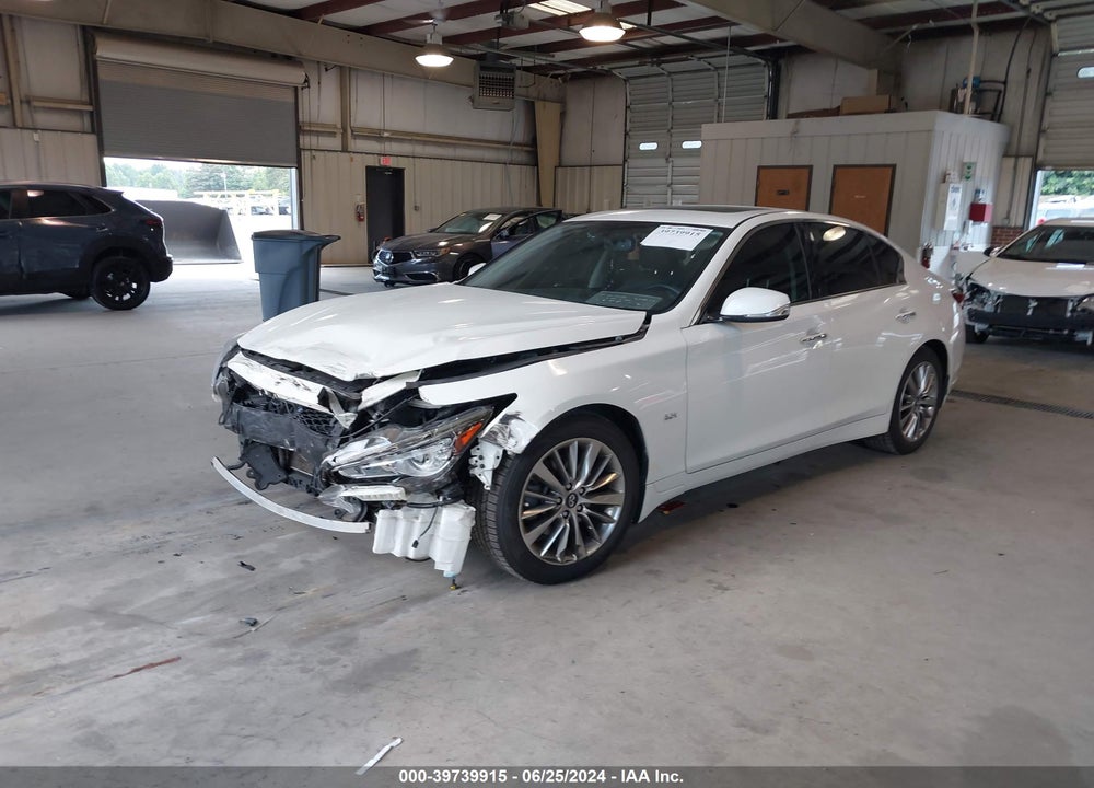 2018 INFINITI Q50 3.0T LUXE VIN: JN1EV7AR6JM437110
