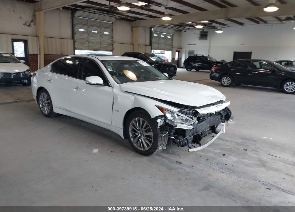 2018 INFINITI Q50 3.0T LUXE VIN: JN1EV7AR6JM437110