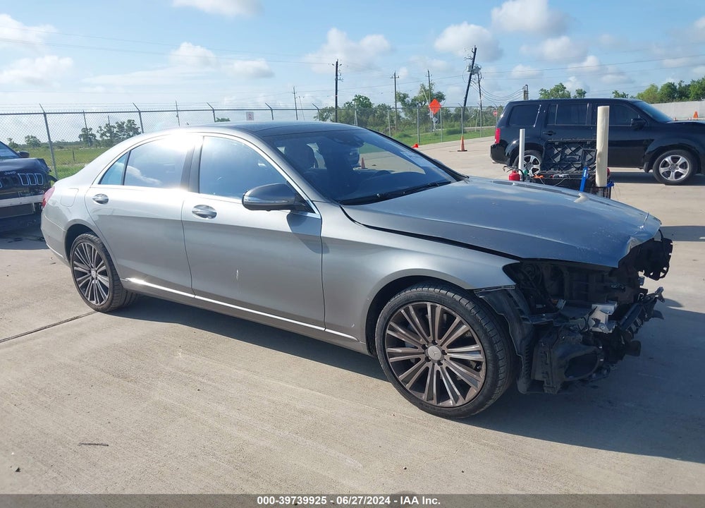 2015 MERCEDES-BENZ S 550 VIN: WDDUG8CB7FA092371
