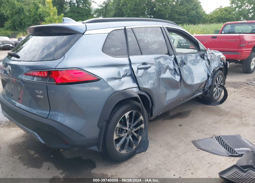 2023 TOYOTA COROLLA CROSS XLE VIN: 7MUEAABG6PV051051