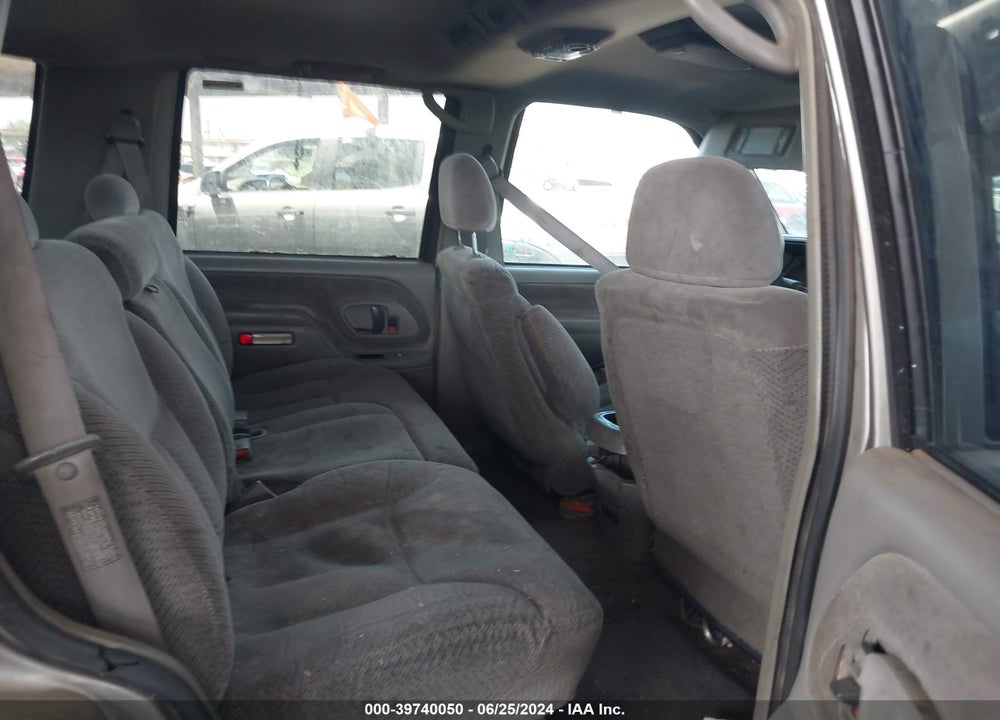 1999 GMC YUKON SLE VIN: 1GKEC13R0XJ811352