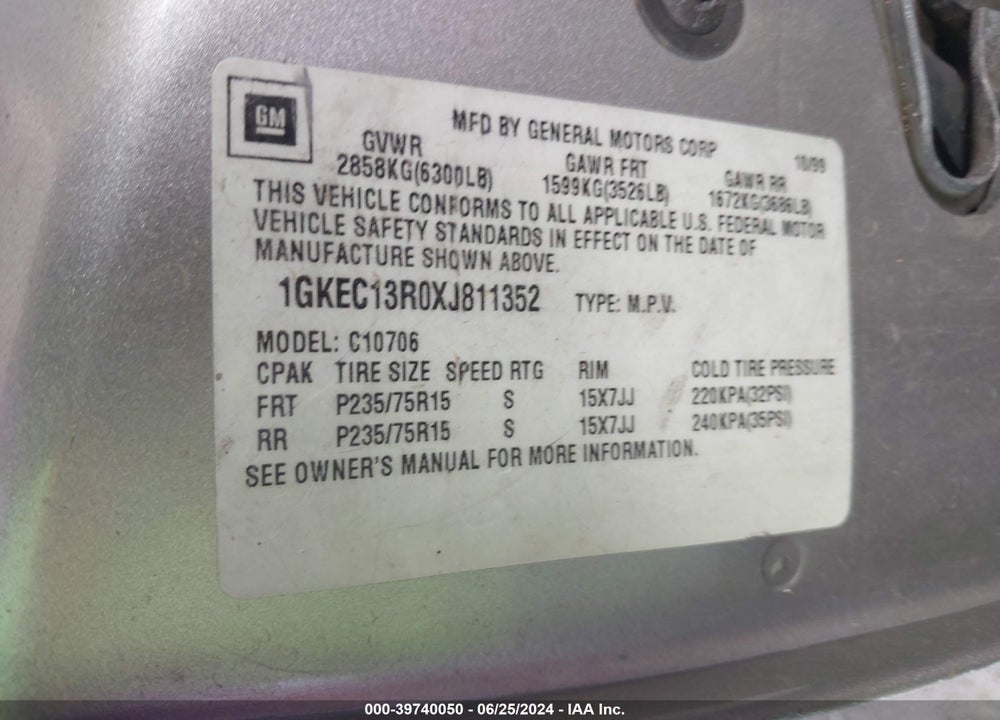 1999 GMC YUKON SLE VIN: 1GKEC13R0XJ811352