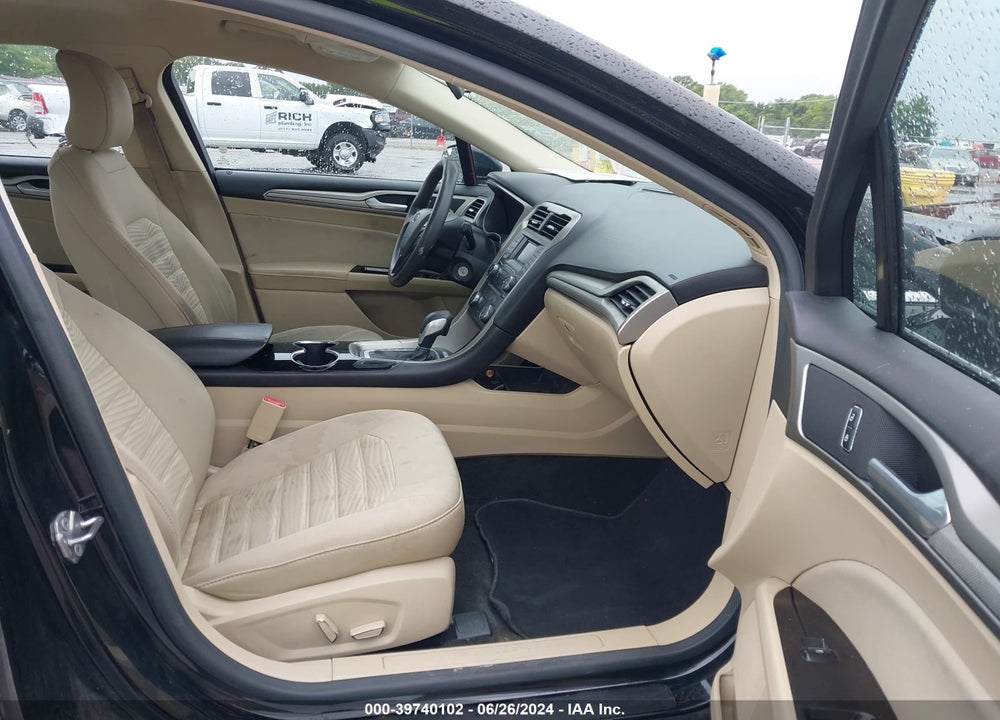 2016 FORD FUSION SE VIN: 3FA6P0H74GR246248