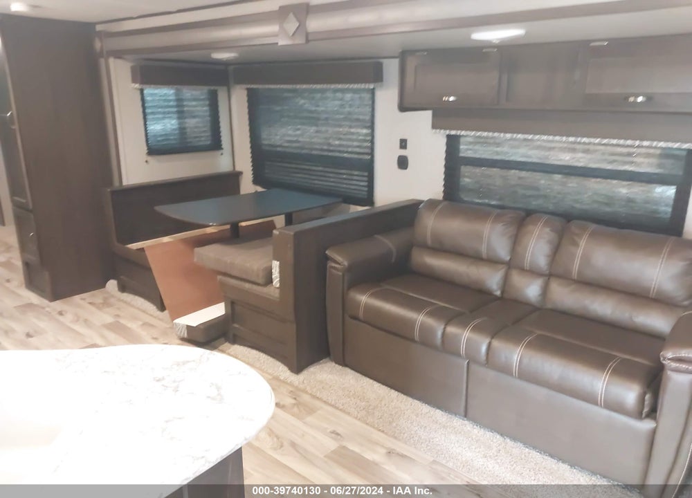 2019 SPRINGDALE SUMMERLAND 3030BH VIN: 4YDT30323K3151611