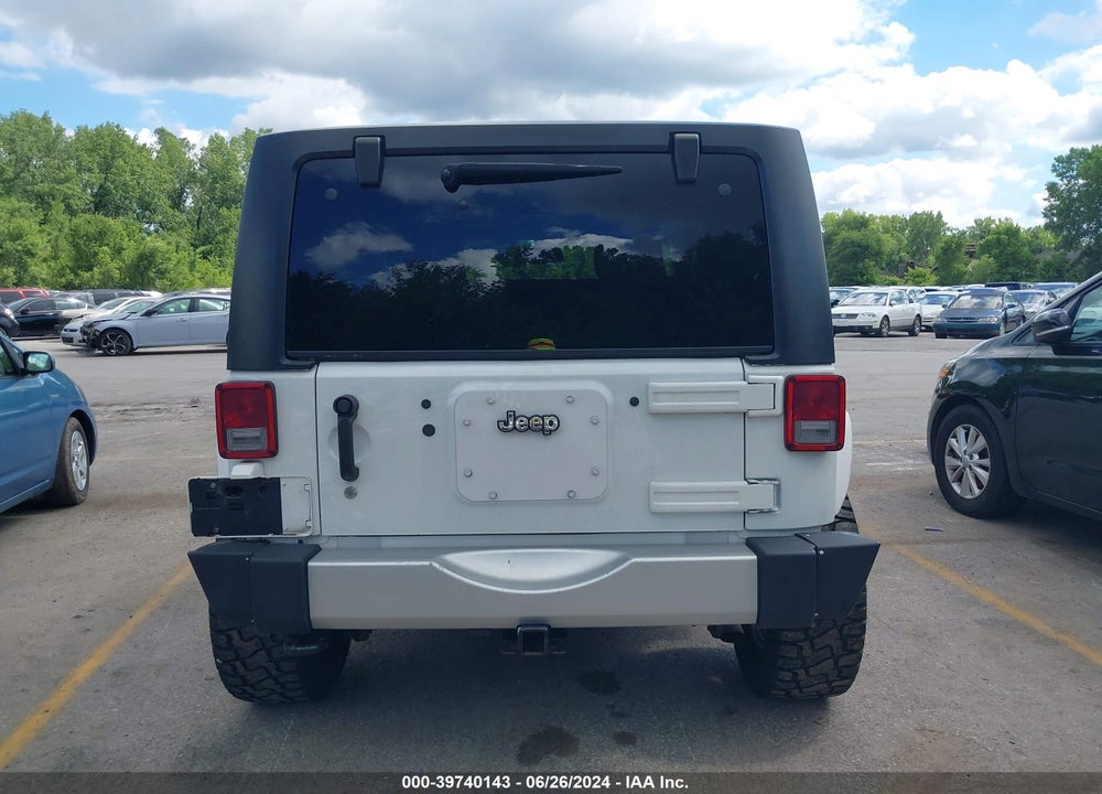 2014 JEEP WRANGLER SAHARA VIN: 1C4AJWBG2EL315158