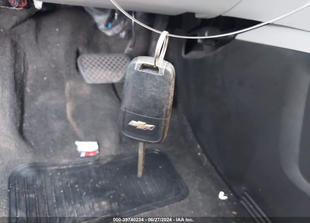 2015 CHEVROLET EQUINOX LS VIN: 2GNALAEK8F6259628