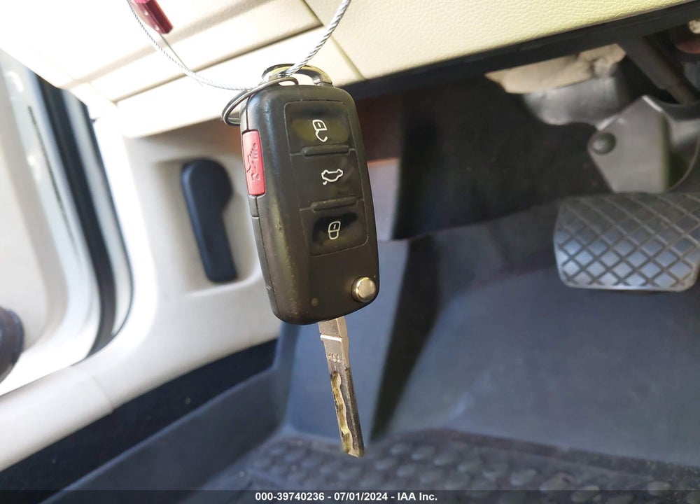 2014 VOLKSWAGEN JETTA SPORTWAGEN 2.5L SE VIN: 3VWPP7AJ0EM625204