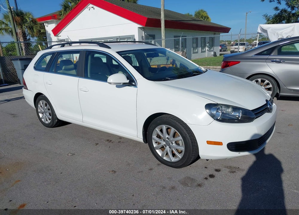2014 VOLKSWAGEN JETTA SPORTWAGEN 2.5L SE VIN: 3VWPP7AJ0EM625204