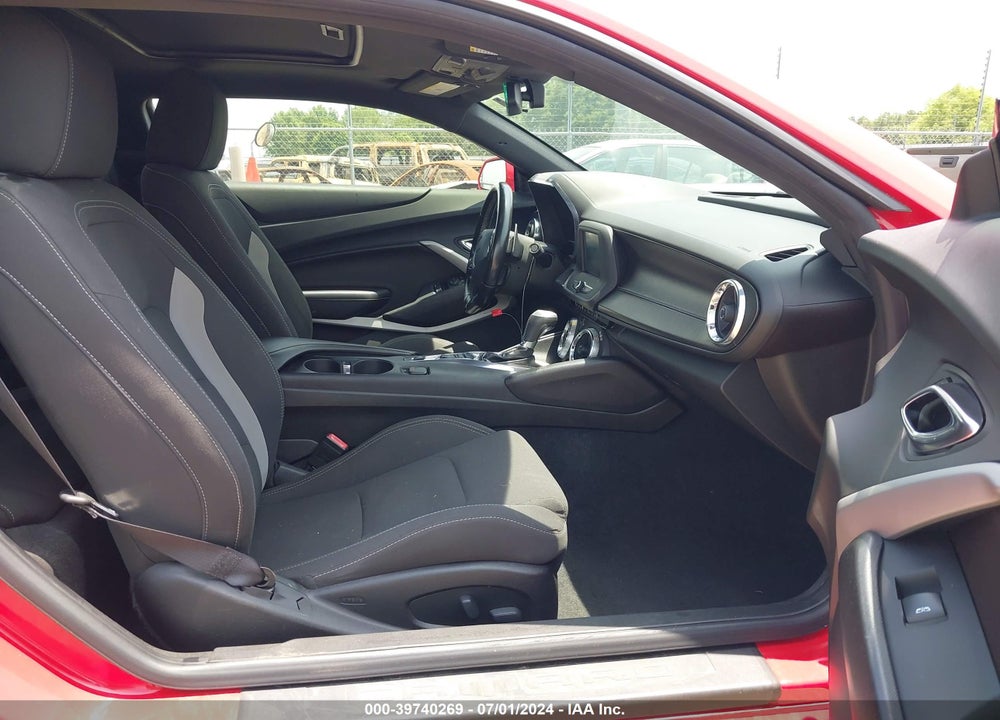 2018 CHEVROLET CAMARO 1LT VIN: 1G1FB1RS3J0113563