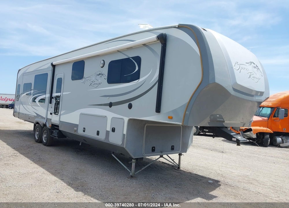 2014 OPEN RANGE 368RLS VIN: 5XMFE3824E5014209
