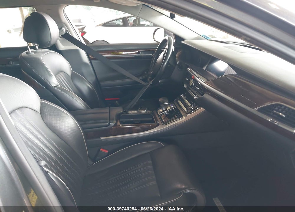 2017 GENESIS G90 VIN: KMHG54JH5HU035127