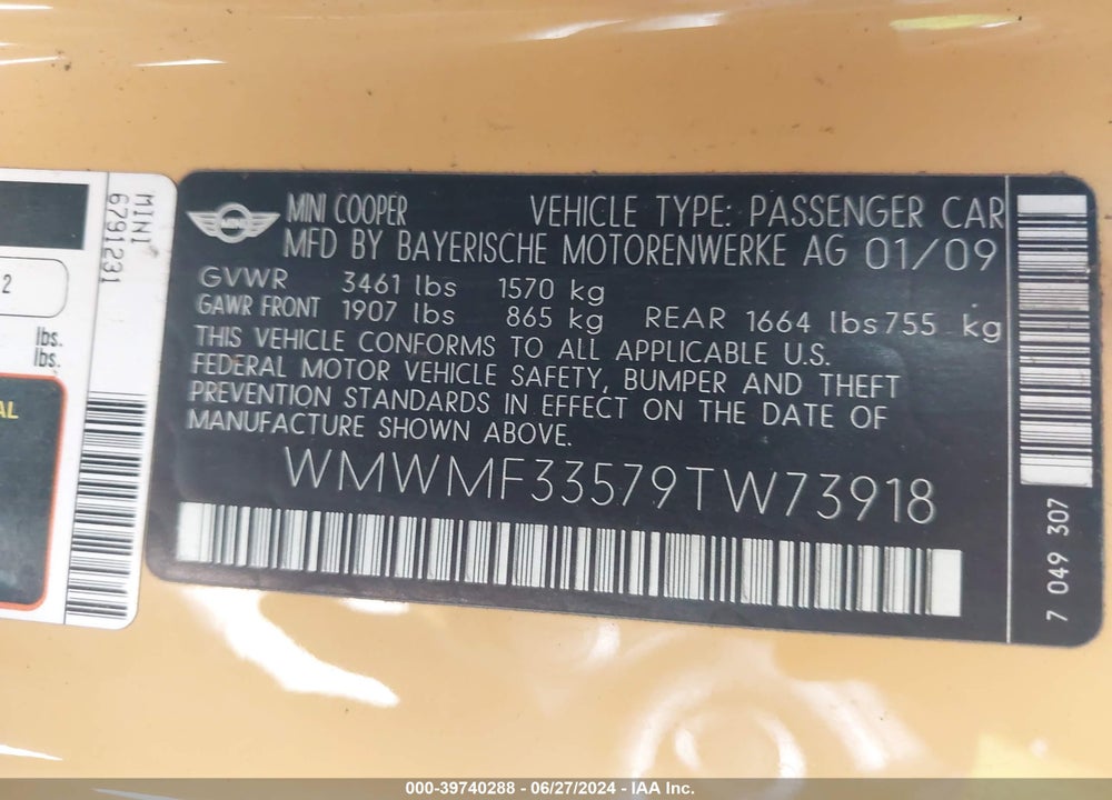 2009 MINI COOPER VIN: WMWMF33579TW73918