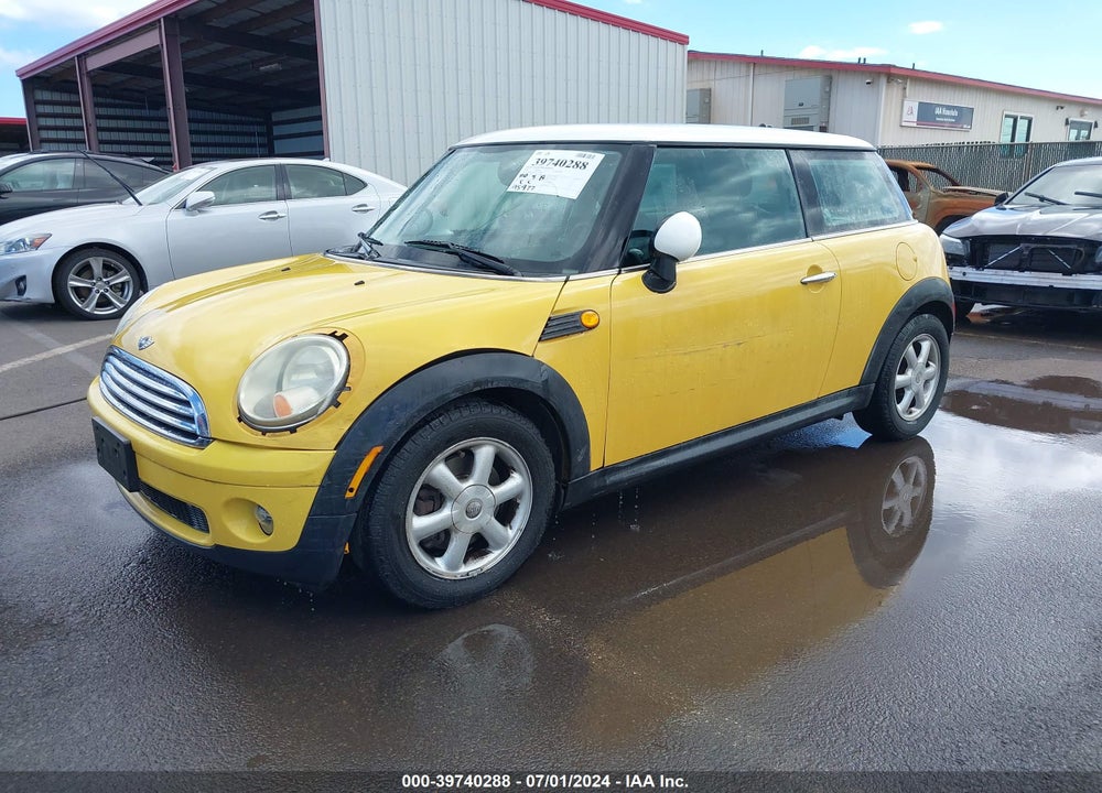 2009 MINI COOPER VIN: WMWMF33579TW73918