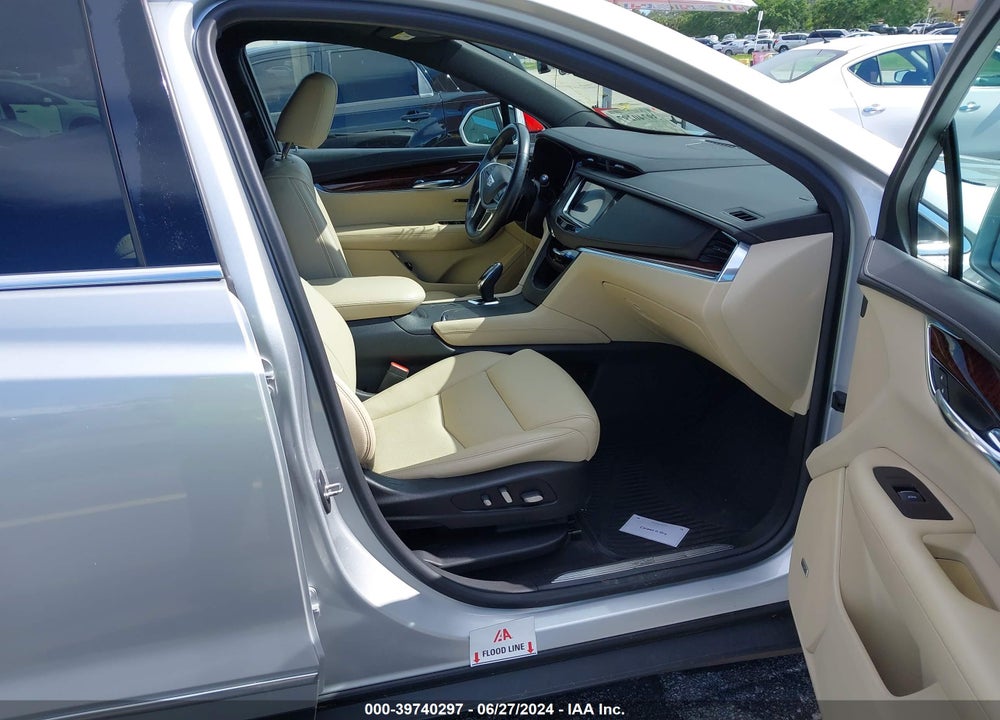 2017 CADILLAC XT5 LUXURY VIN: 1GYKNBRSXHZ171074