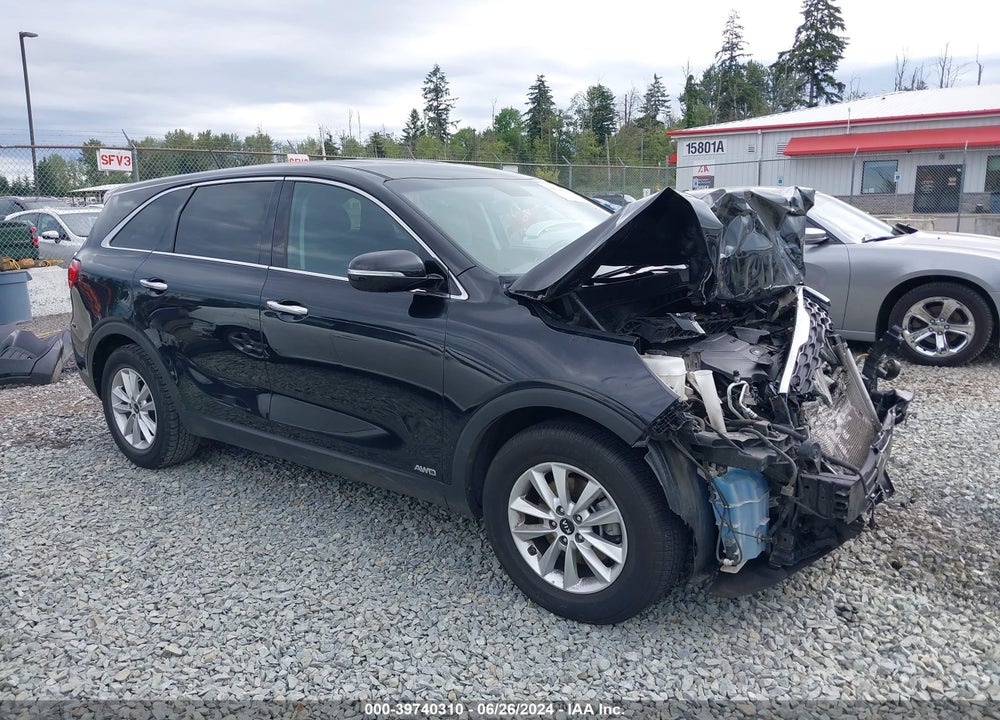 2019 KIA SORENTO 3.3L LX VIN: 5XYPGDA57KG466095
