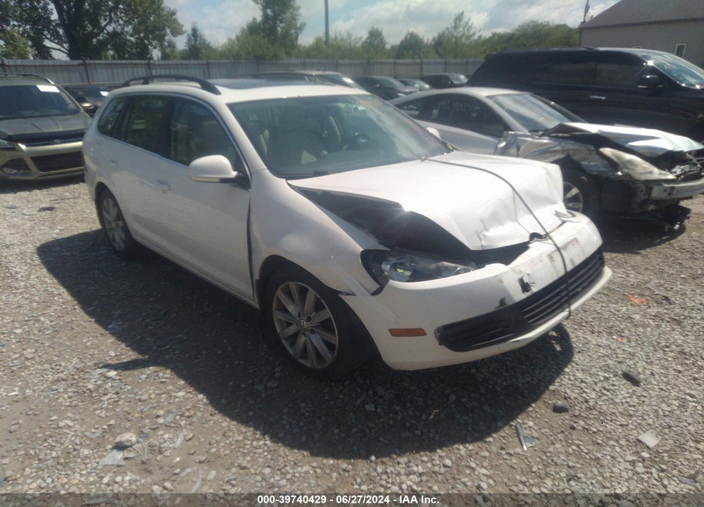 2013 VOLKSWAGEN JETTA SPORTWAGEN 2.0L TDI VIN: 3VWPL7AJ8DM661460