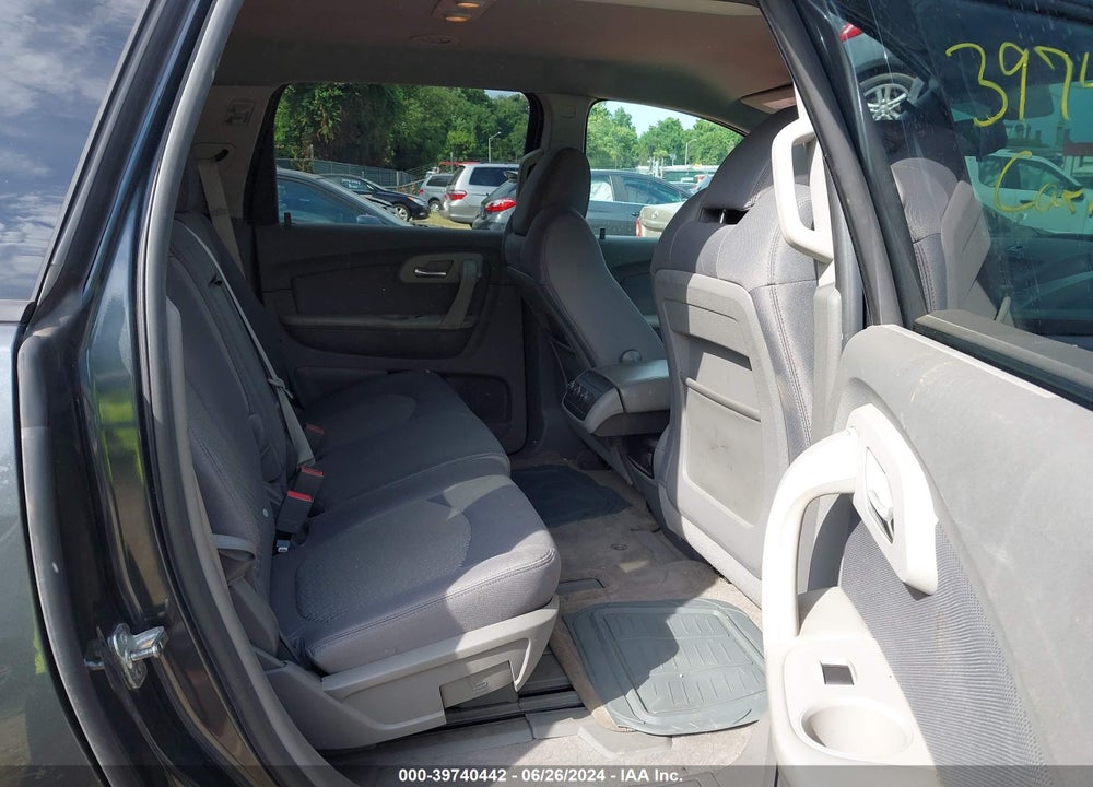 2011 CHEVROLET TRAVERSE LS VIN: 1GNKVEEDXBJ150673