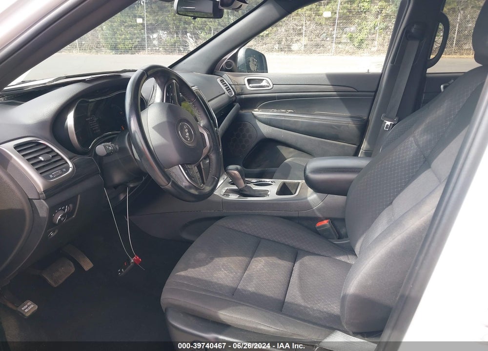 2019 JEEP GRAND CHEROKEE VIN: 1C4RJFAG4KC719935