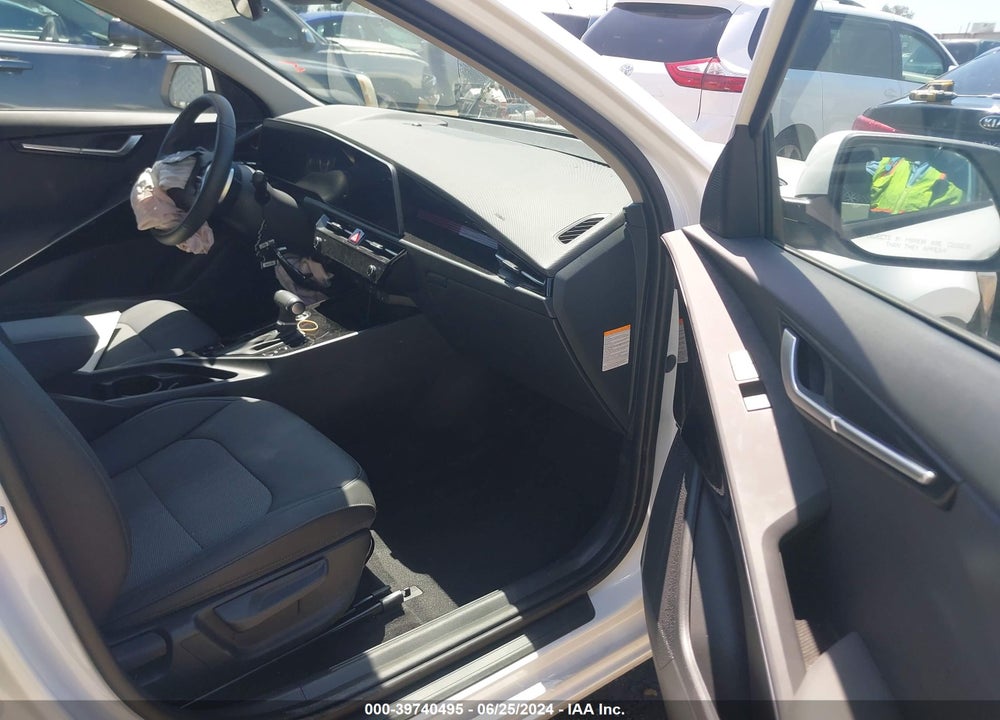 2024 KIA NIRO EX VIN: KNDCR3LE9R5156680